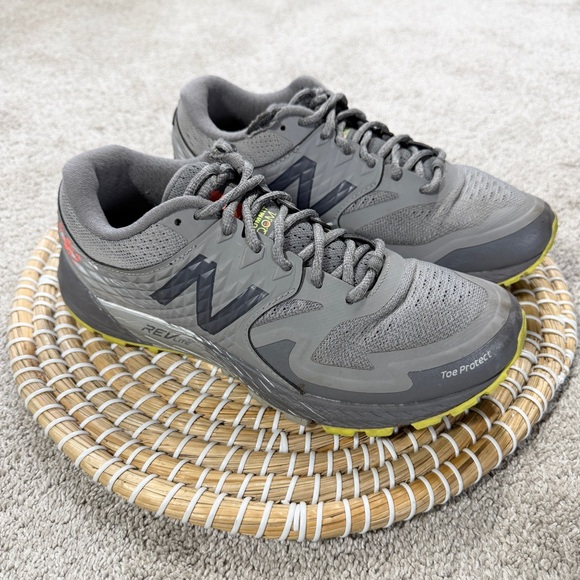 New Balance Shoes - New Balance Women’s Summit Q.O.M. Trail Running Shoes Sneakers in Gray 8